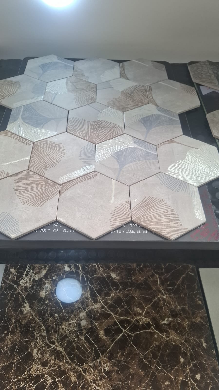 HEXAGONAL HEXURA